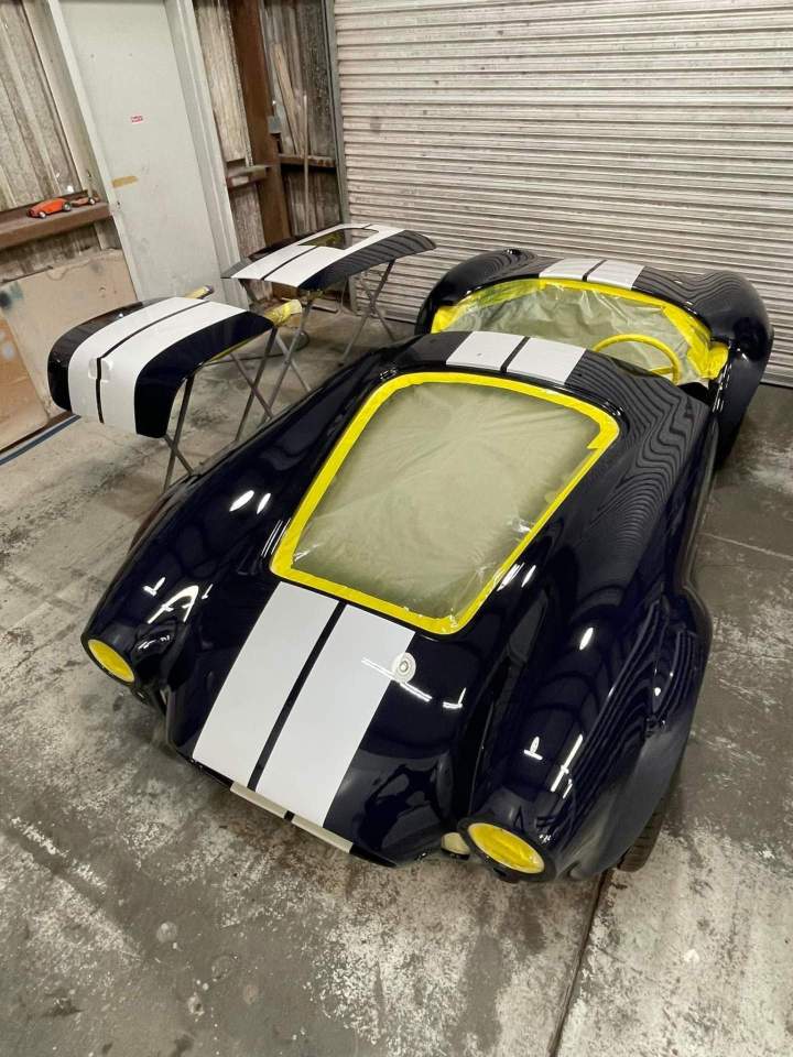 Showroom-Quality Paint for Timeless Cars and Modern Dreamers